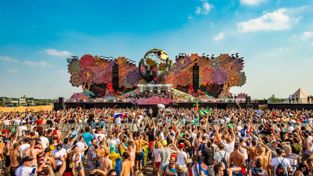 Tomorrowland Dreamville Site Threatened by Clay Pits