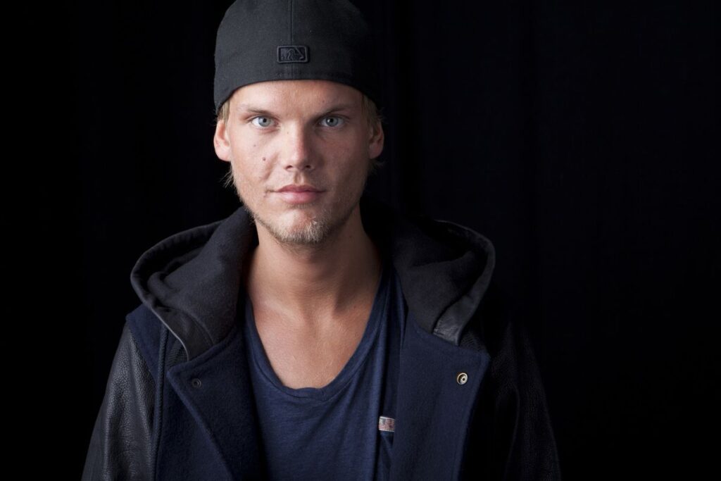Avicii Biography Finally Has Official 2021 Release Date” />  