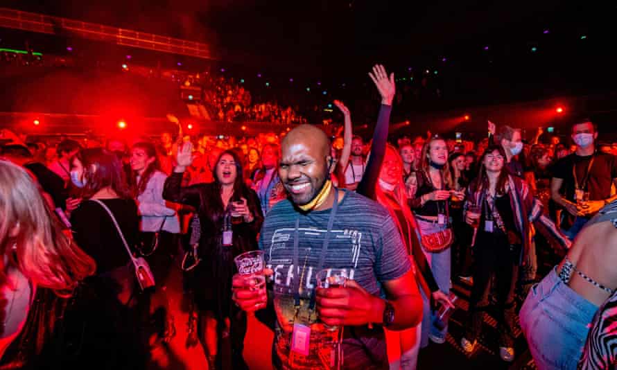 1,300 People Went Clubbing in Amsterdam to Examine Covid