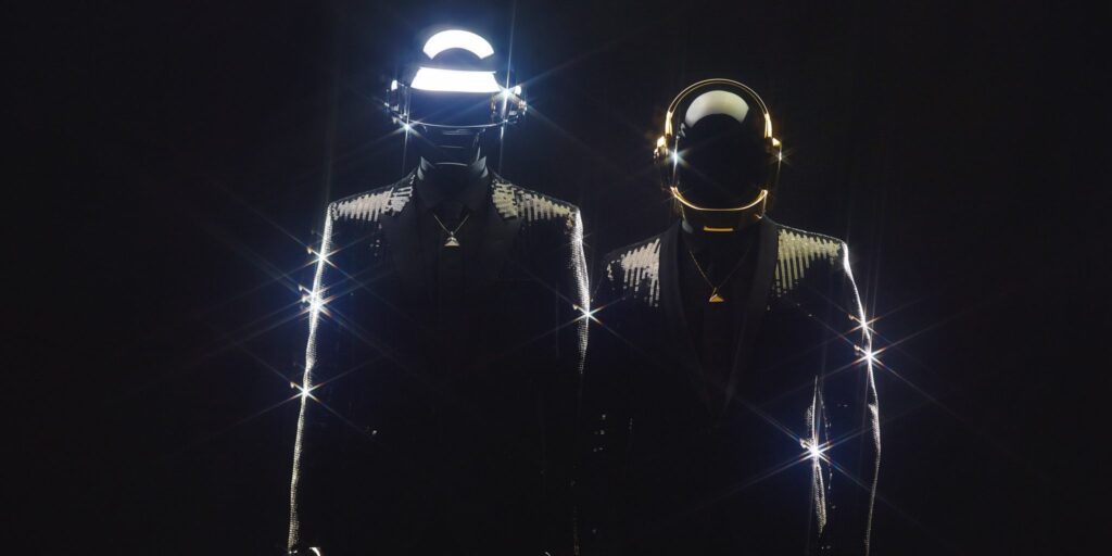 [WATCH] Daft Punk's Around The World Played On Giant Tesla Coils