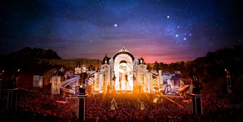 Tomorrowland: Around the World is Coming Back This Summer” />  