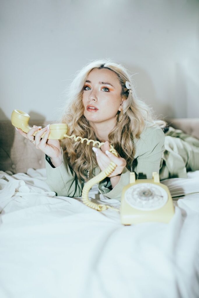 Ashlynn Malia Shares ’emergency’ Via Flaunt, READ American Songwriter Feature, ‘rather be alone’ EP Out This Summer On Jullian Records/The Orchard