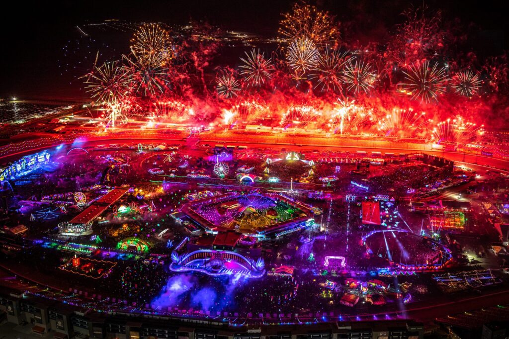 EDC Las Vegas To Livestream All 8 Stages For The First Time
