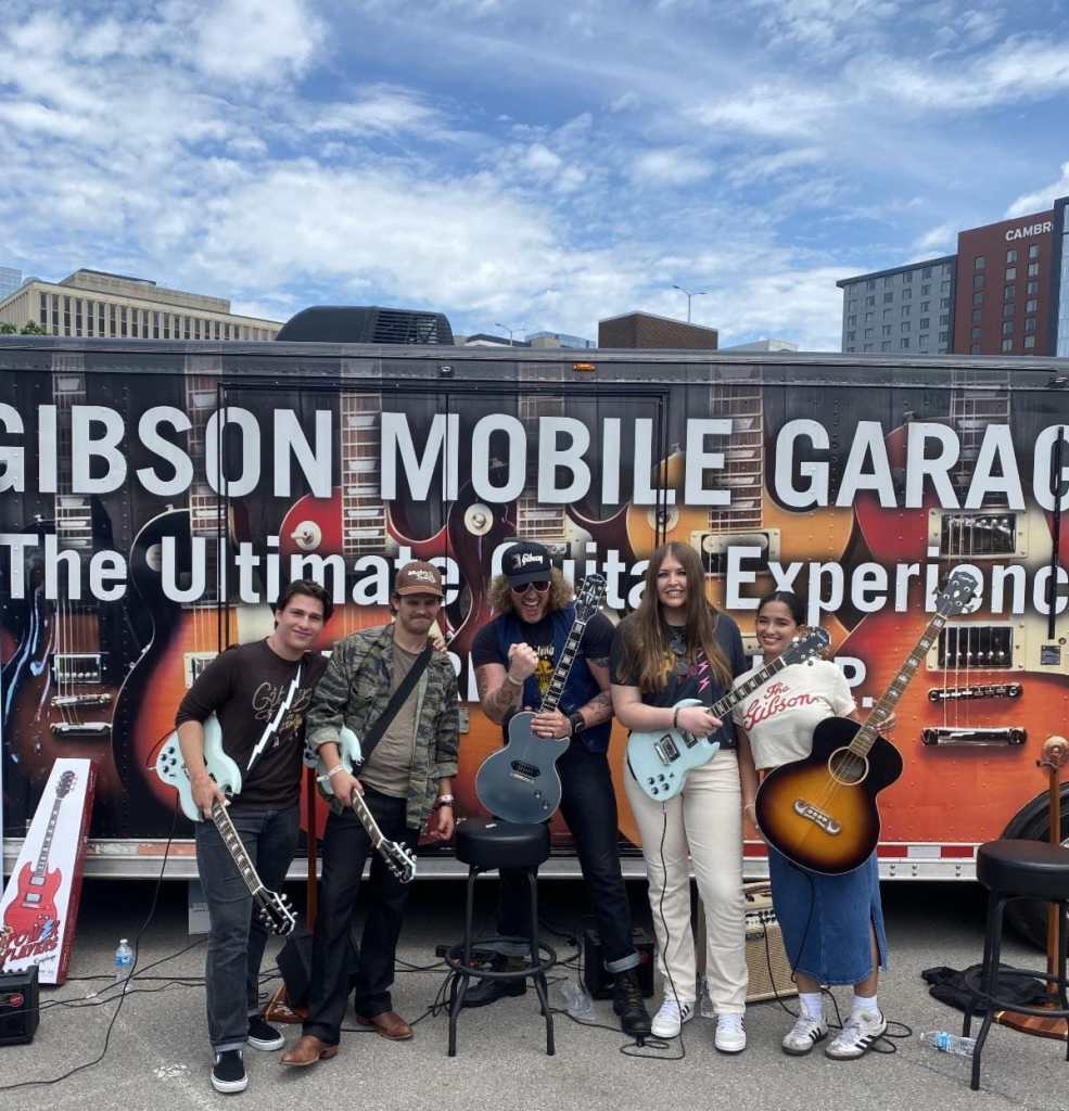 Above (L-R): Gibson G3 Gabe Crumby, Gibson artists Payton Smith and Jared James Nichols, as well as Gibson G3 Lauren Hunter, and Gibson G3 Luna Cordoba.