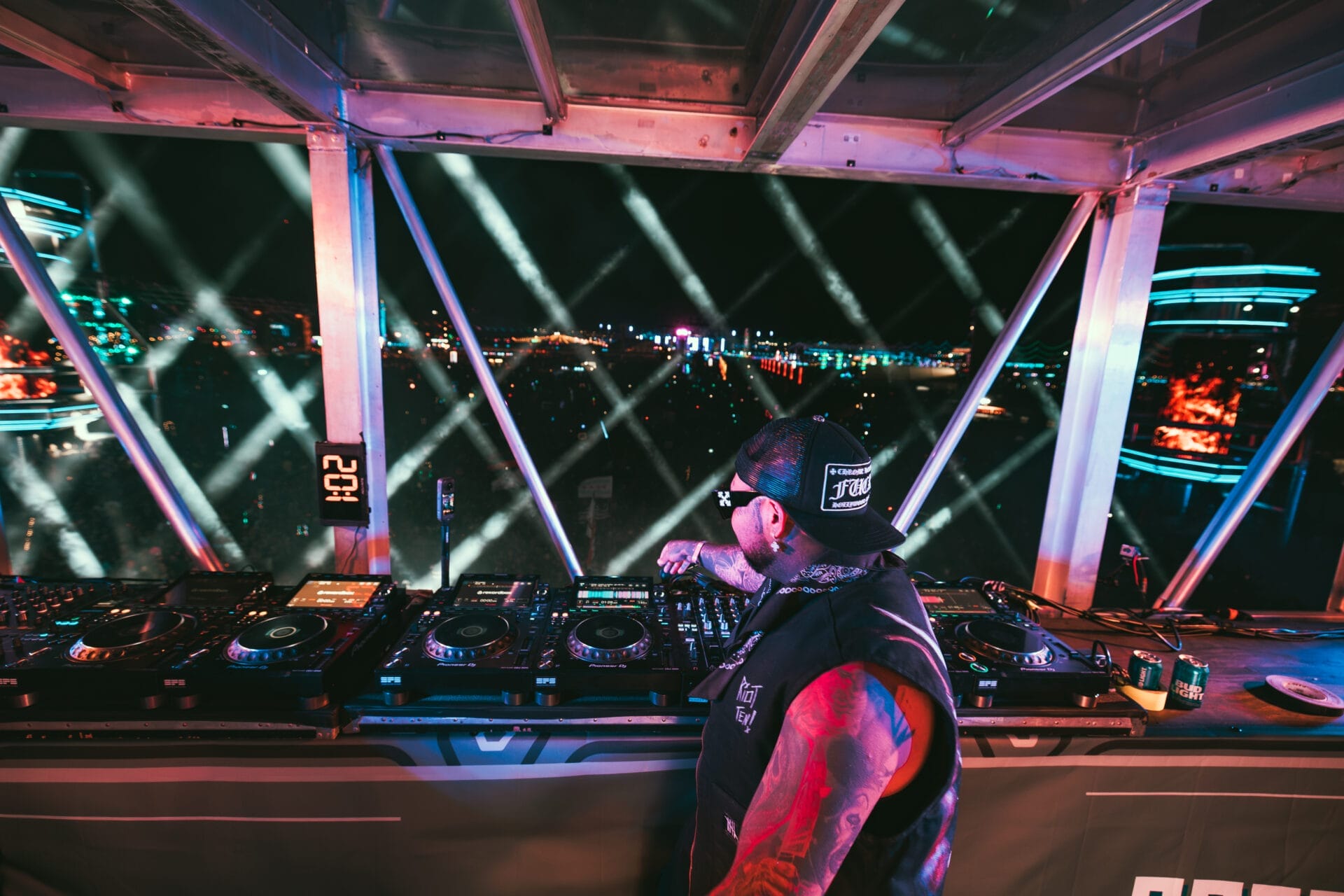 RIOT TEN SHARES UNLEASHES BOLD NEW ALBUM “REQUIEM FOR A RIOT”