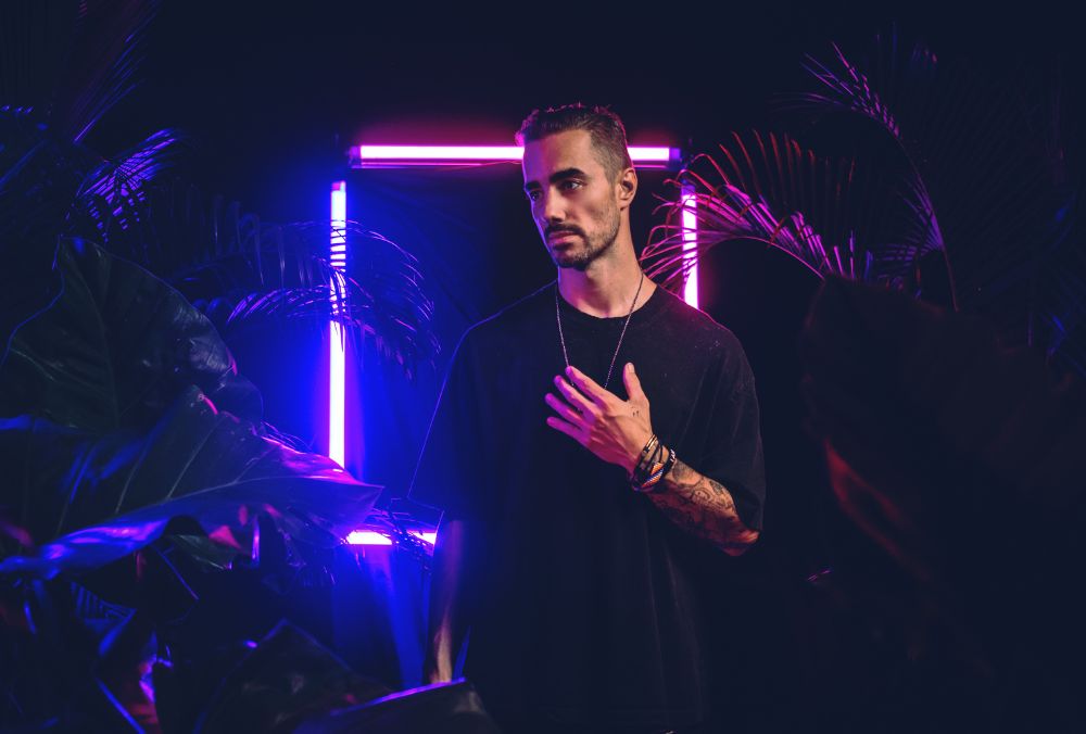 Lil Wolf Finds New Depths in the Hypnotic Flow of “Undone”