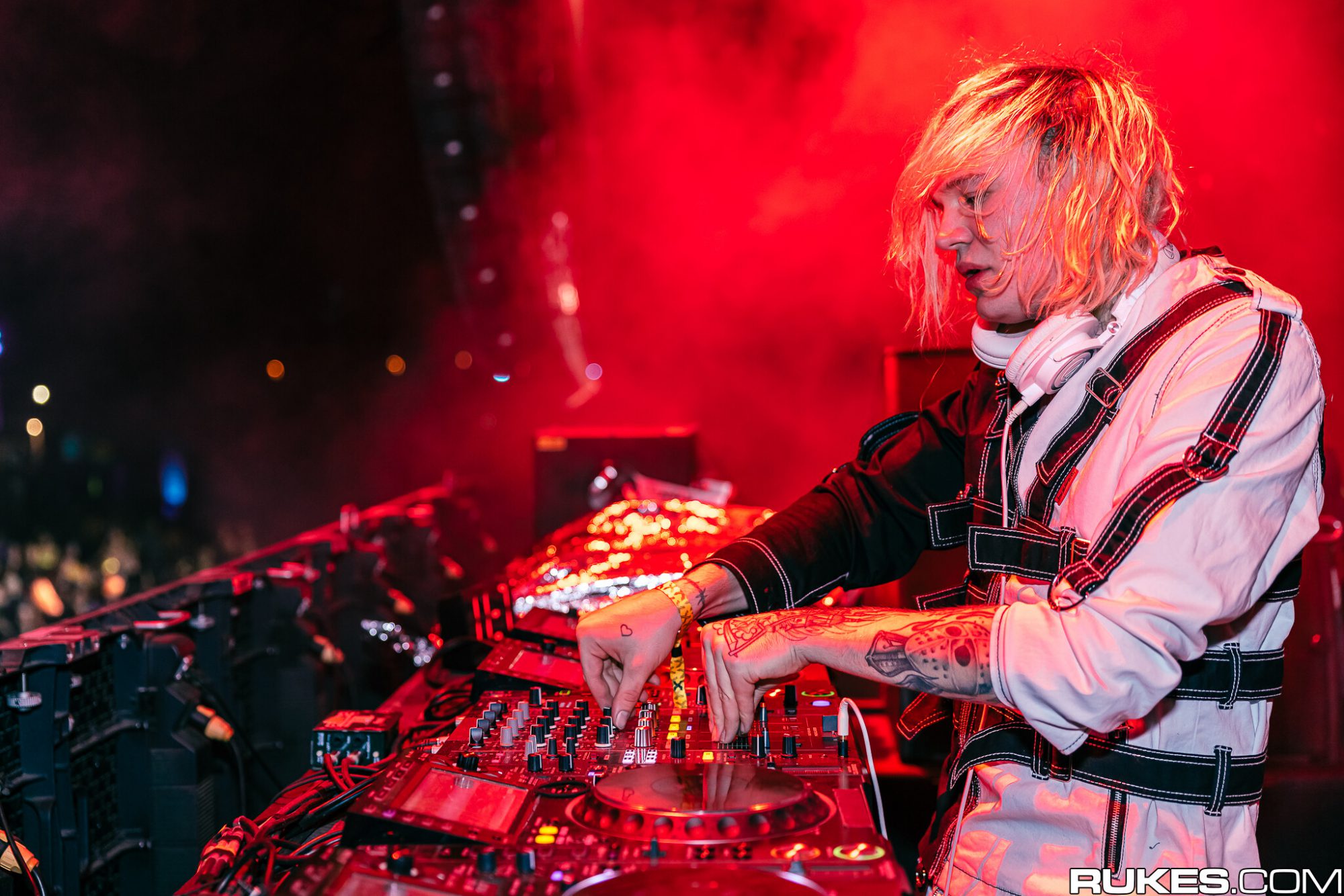 SVDDEN DEATH and SILO Dallas Offer Refunds for Security “Overreacting” to Moshing