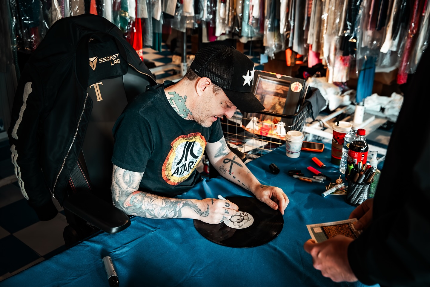deadmau5 Seeks to Repay Long-Lost Internet Friend Who Helped Him Years Ago